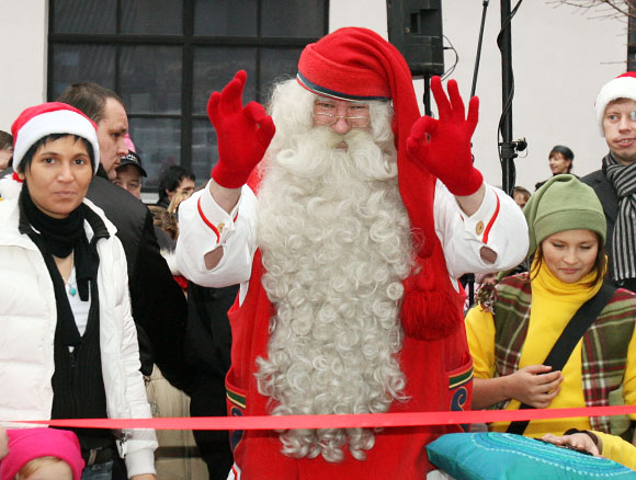 Į Kauną pirmą kartą Lietuvos istorijoje atvažiavo pagrindinis pasaulio Kalėdų Senelis. 