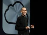 „Reuters“/„Scanpix“ nuotr./„Apple“ generalinis direktorius Steve‘as Jobsas pristato „iCloud“.
