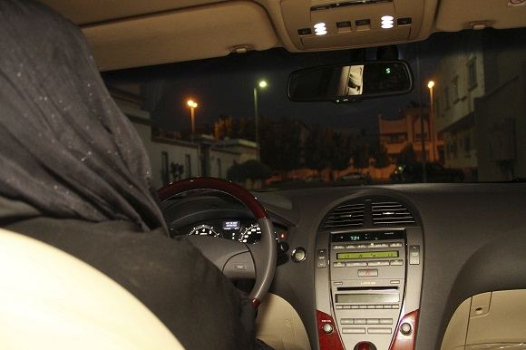 Scanpix nuotr./Moterims Saudo Arabijoje draudžiama vairuoti