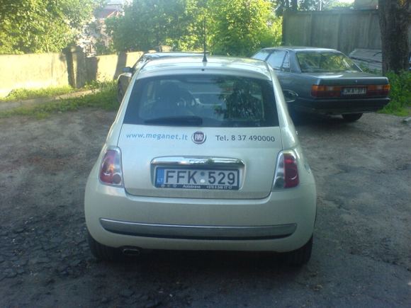 15min.lt skaitytojo nuotr./Meganet paženklintas Fiat 500