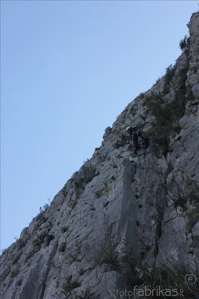 MM alpinistų nuotr./Saulė valo mararutą