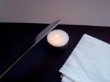 Naudojamą metalinį įrankį įkaitinkite vira žvakės liepsnos