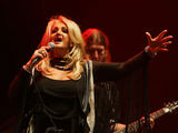 A.Koroliovo nuotr./Bonnie Tyler, Chriso Normano ir Kauno miesto simfoninio orkestro naujametinis koncertas Žalgirio arenoje