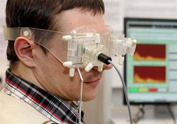 Eriko Ovčarenko/15min.lt nuotr./The device measuring blood pressure in one's brain.