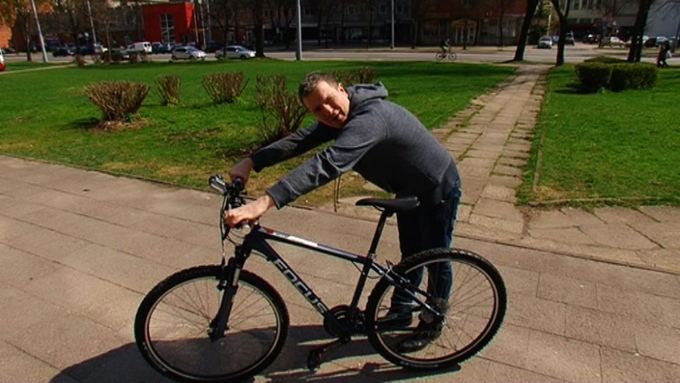 LNK nuotr./Deivydas Zvonkus įsigijo dviratį