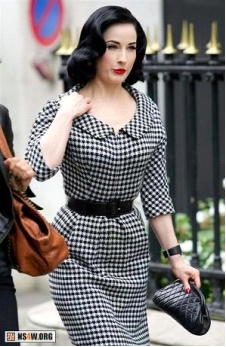 defiantfashion.com nuotr./Dita von Teese