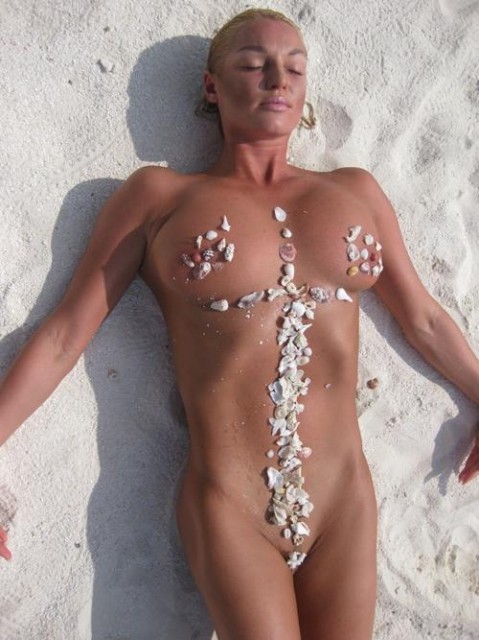 Секс Анастасии Волочковой на пляже с хачем голая Волочкова раком трахается с мужиком в море