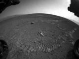 „Reuters“/„Scanpix“ nuotr./Marsaeigio „Curiosity“ palikti padangų įspaudai 