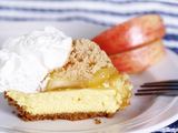 Shutterstock nuotr./Prancūziakas obuolių pyragas su Philadelphia sūriu
