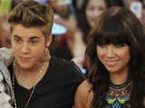 AFP/Scanpix nuotr./Justinas Bieberis ir Carly Rae Jepsen