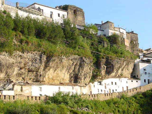 Setenil de las Bodegas miestelis