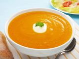 Shutterstock nuotr./Trinta morkų sriuba su apelsinais ir imbieru