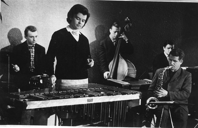 J.Snieakos archyvo nuotr./"Tulip" later became Lithuanian Radio and Television band: Vaičekauskas (percussion), Tiakuvienė-Rekienė (xylophone), Berkus (bass), Borisevičius (saxophone), Grabatas (keys).