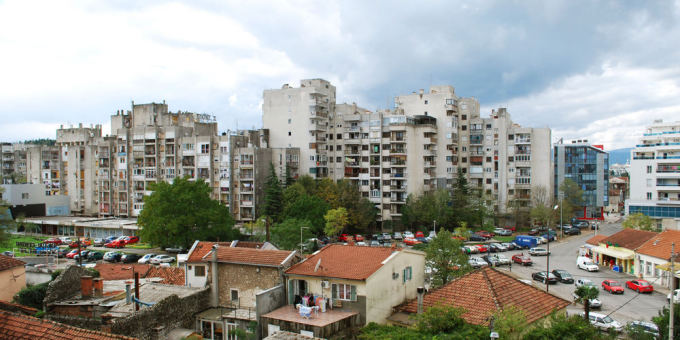 L.S. Zadaracko nuotr./Miestas pilnas niurių pastatų