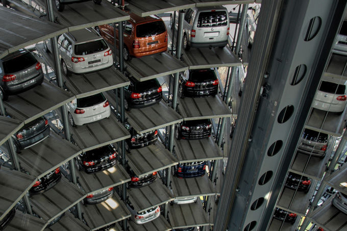 Wikipedia.org nuotr./Automobilių stovėjimo bokatas