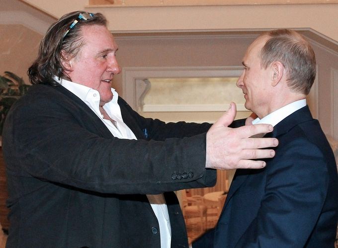 Gerard'as Depardieu (kairėje) ir Vladimiras Putinas