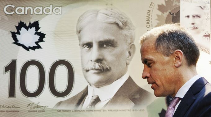 Reuters/Scanpix nuotr./Kanados banko vadovas Markas Carney dėl priekaiatų, kad ant naujųjų banknotų pavaizduoti neteisingi klevo lapai, nesijaudina.