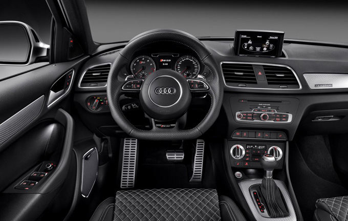 Gamintojo nuotr./Audi RS Q3