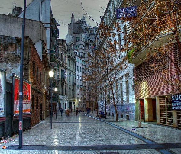 Wikimedia.org nuotr./Naujojo popiežiaus gimtasis miestas Buenos Airės kviečia turistus