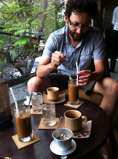 flickr.com nuotr./Vietnamietiškos kavos gėrimas