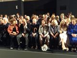 Jurgos Jurkevičienės nuotr./Raffaellos Curiel kolekcijos pristatymą stebėjo mados pasaulio garsenybės Susy Menkes, Franca Sozzani, Carla Fendi, Beppe Modenesi