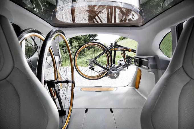 BMW nuotr./BMW Concept Active Tourer Outdoor