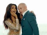 Kadras iš „YouTube“/Priyanka Chopra ir Pitbullis vaizdo klipe „Exotic“