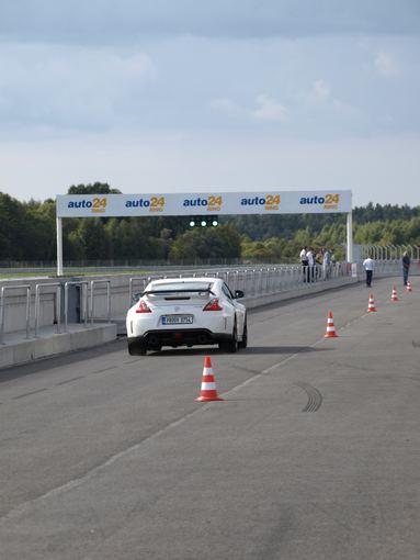 (Sauliaus Rinkevičiaus/15min.lt nuotr.)/Nissan 370Z Nismo