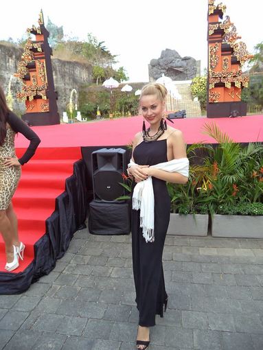 Asmeninio albumo nuotr./Rūta Elžbieta Mazurevičiūtė konkurse Mis Pasaulis Indonezijoje