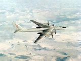 http://commons.wikimedia.org/JAV kariškių nuotr./Tolimojo skrydžio „Tu-142”