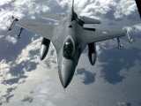 wikipedia.org/JAV karinių oro pajėgų nuotr./Portugalų naikintuvas F-16