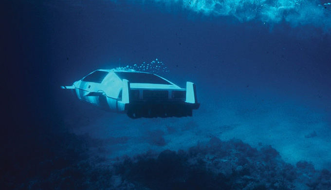 RM Auctions nuotr./Lotus Esprit ia filmo James Bond: The Spy Who Loved Me