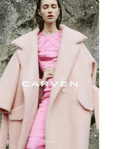 Carven facebook paskyros nuotr./Carven rudens ir žiemos reklama. 