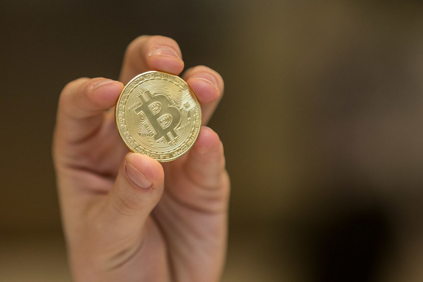 Didžiausią kriptovaliutą investuoti ne tik bitkoinus už centus