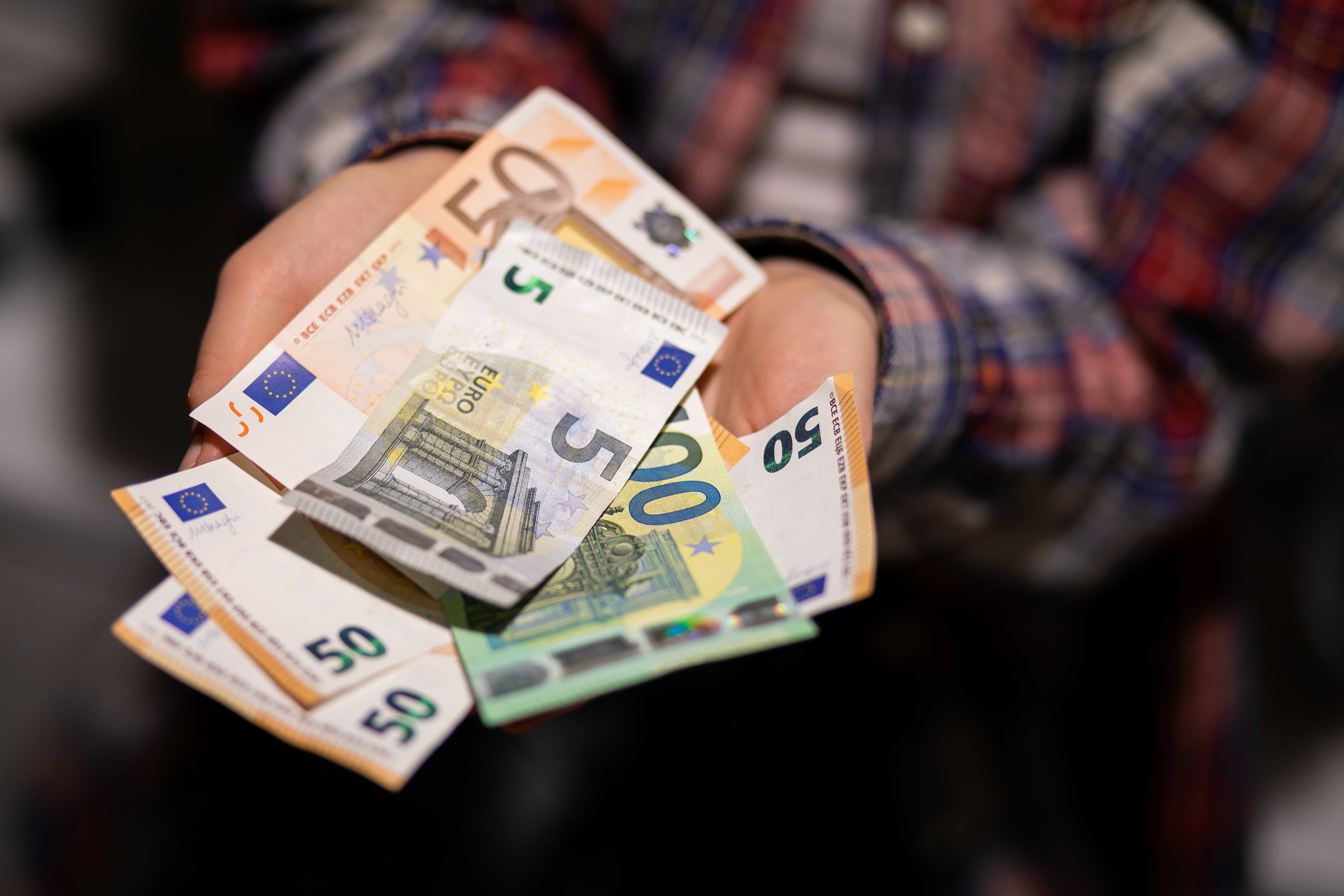 dirbti iš namų 500 eurų per mėnesį novara namų darbo provincija