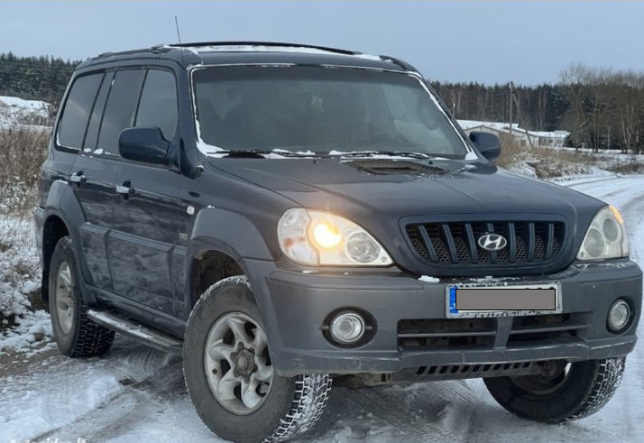 autogidas.lt nuotr./Ukrainietis Ruslanas nusipirko šį nevažiuojantį automobilį