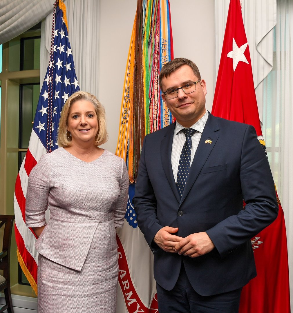 Laurynas Kasčiūnas susitiko su Christine Wormuth: JAV batalionas Lietuvoje – neterminuotam laikui