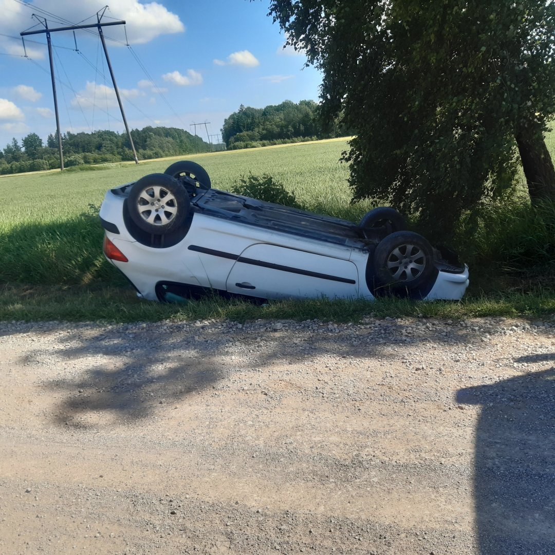 Eismo nelaimė Prienų rajone: automobilis vertėsi, žuvo vairuotojas