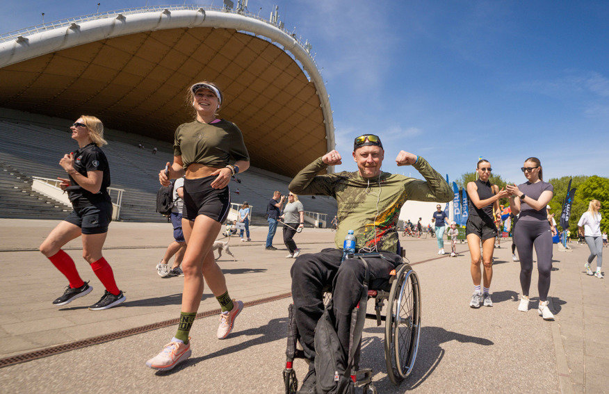 Už tuos, kurie negali: „Wings for Life World Run“ ir vėl kviečia jungtis prie pasaulinio bėgimo
