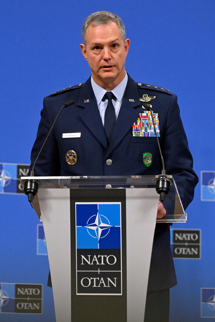 NATO pajėgų Europoje vadas: Rusijos puolimas prieš Baltijos valstybes būtų nesėkmingas