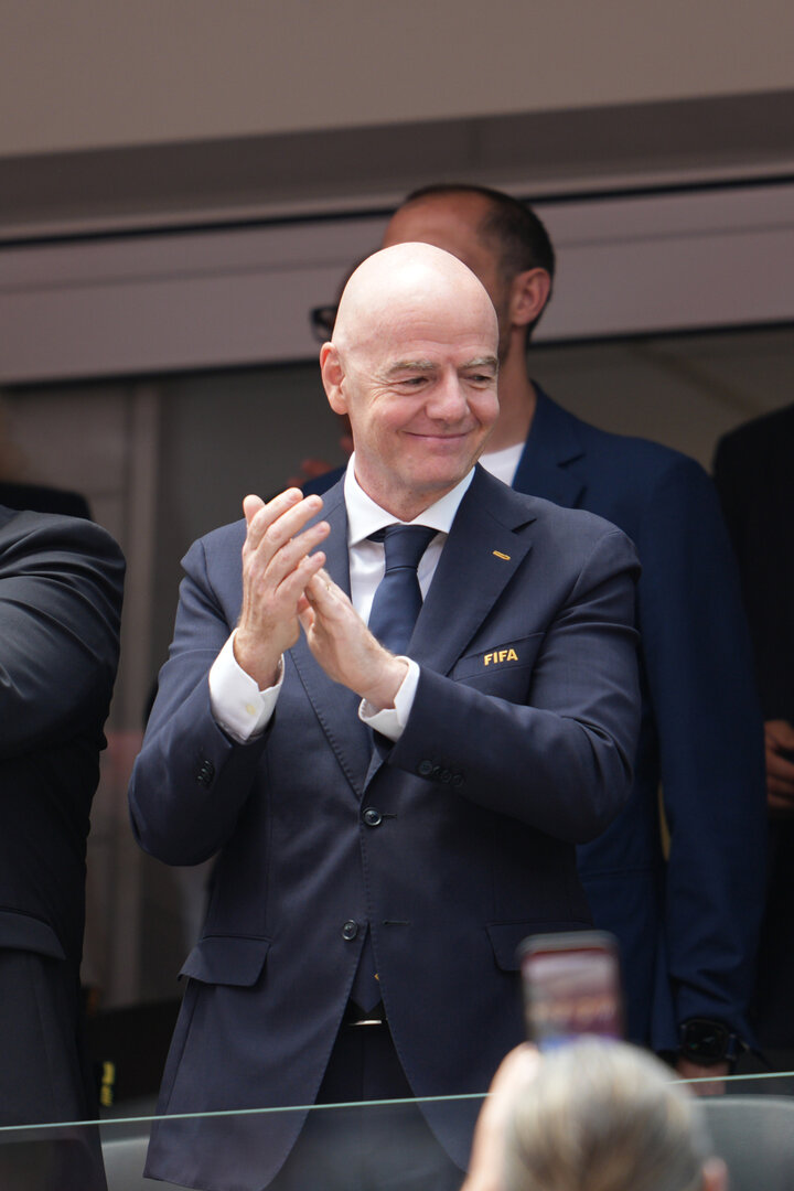EP nariai ragina FIFA tirti Gianni Infantino dėl Donaldui Trumpui skirto „taikos prizo“