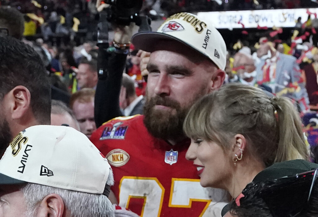 Niujorko MSG arenoje laukiama Taylor Swift ir Traviso Kelce'io vestuvių