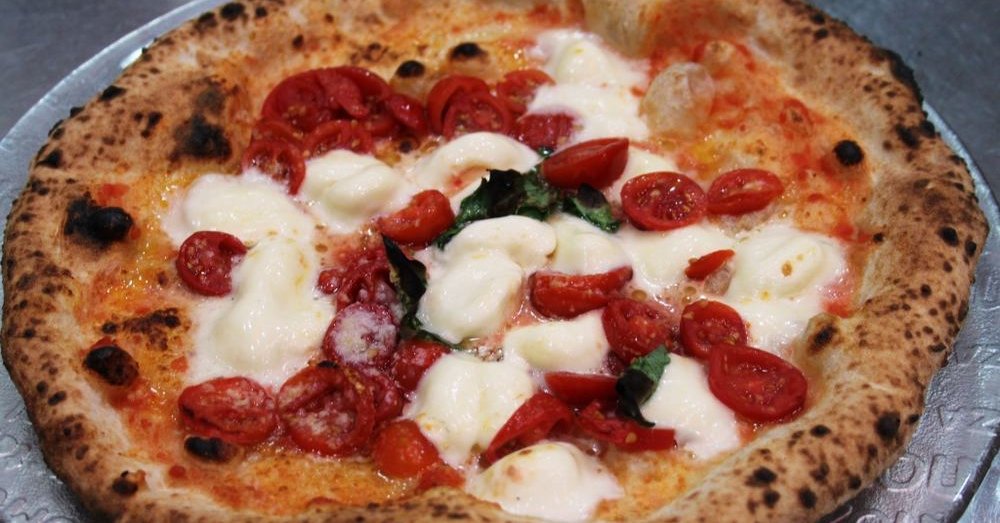 I fisici italiani hanno scritto la formula della “pizza ideale”.  Azienda