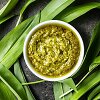 Me&scaron;kinių česnakų pesto
