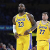 Luka Dončičius ir LeBronas Jamesas