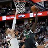Jonas Valančiūnas ir Juliusas Randle'as