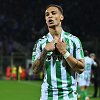 Antony demonstruoja tatuiruotę ant kaklo &bdquo;iluminado&ldquo;, portugali&scaron;kai rei&scaron;kiančią &bdquo;ap&scaron;viestasis, i&scaron;rinktasis&ldquo;