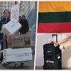 Olimpiečiai, tarp jų ir Saulius Ambrulevičius (de&scaron;inėje), renkasi į olimpines žaidynes.
