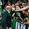 Dėl verslo Rusijoje Kauno meras Visvaldas Matijo&scaron;aitis užsitraukė Kauno &bdquo;Žalgirio&ldquo; sirgalių grupės &bdquo;Green White Boys&ldquo; nemalonę.