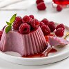 Panna cotta su avietėmis